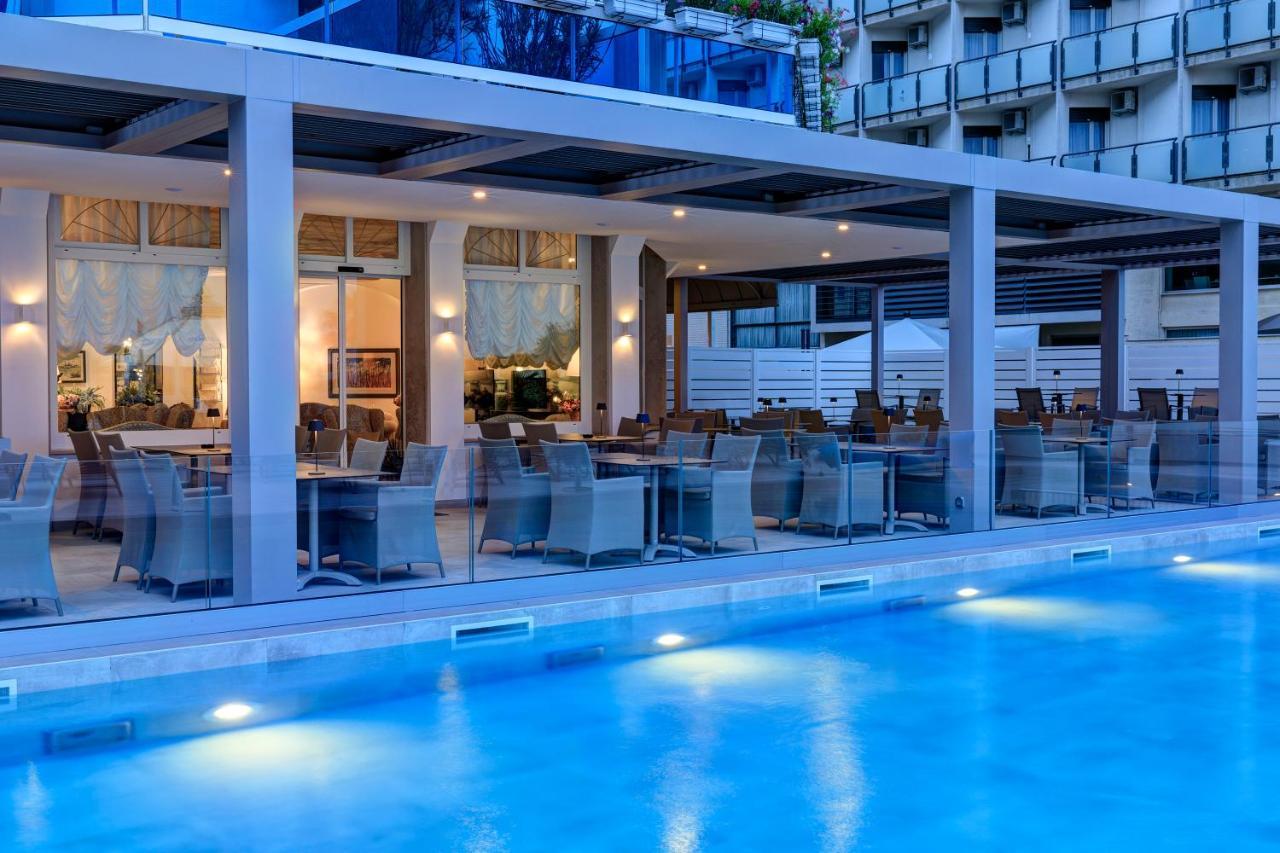 Hotel Cavalieri Palace & Suites ليدو دي يسولو المظهر الخارجي الصورة