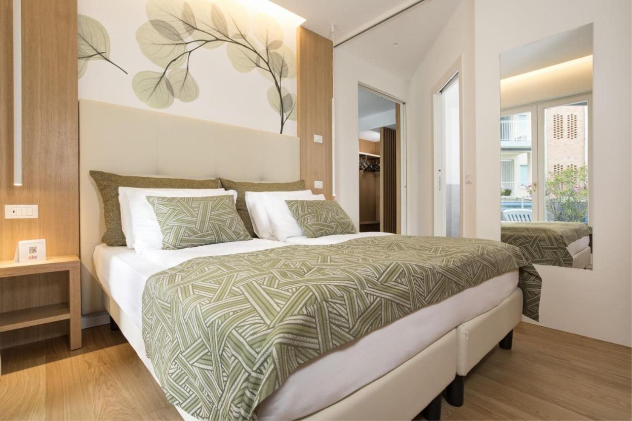 Hotel Cavalieri Palace & Suites ليدو دي يسولو المظهر الخارجي الصورة